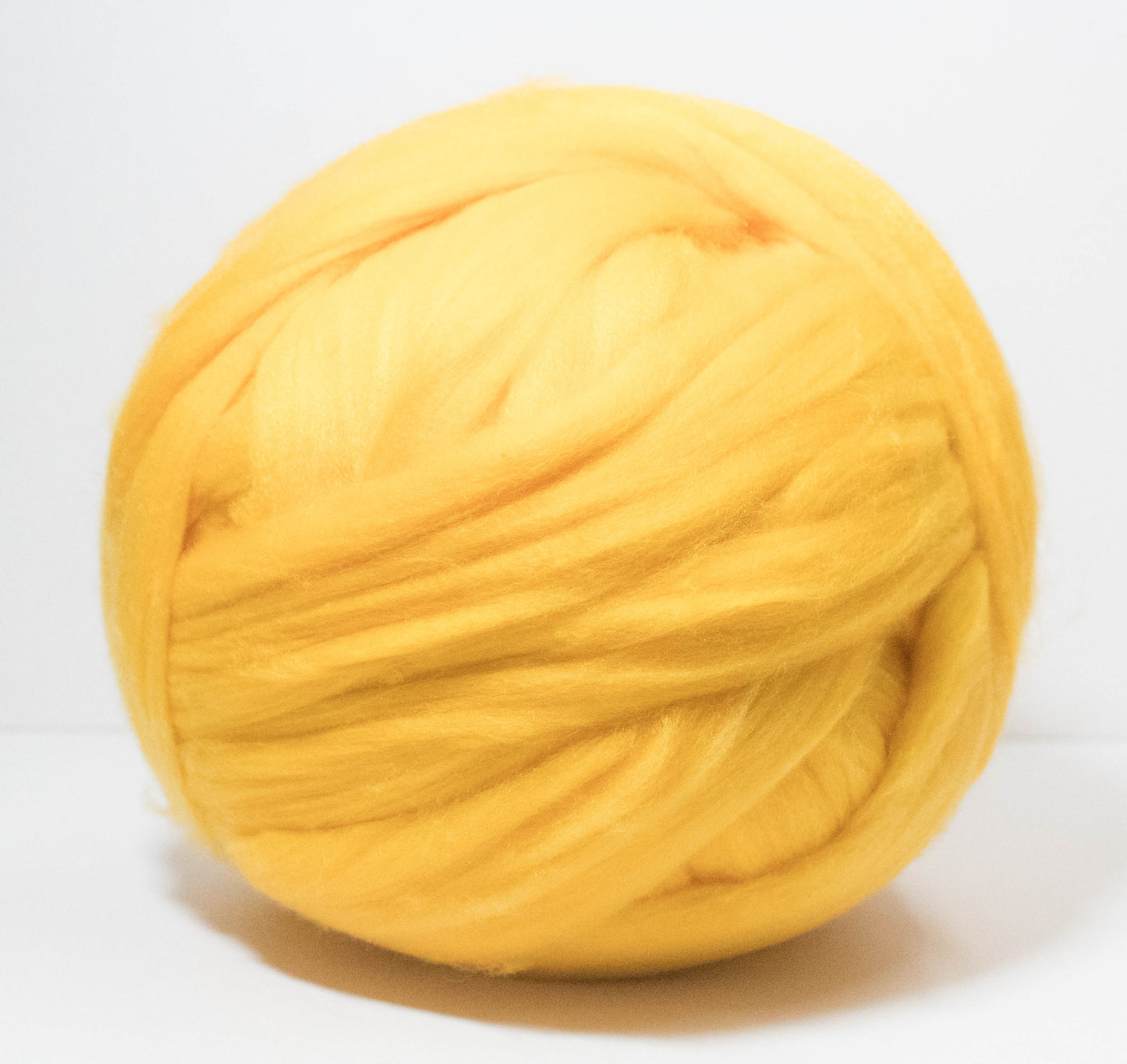 Lana Merino. Amarillo.