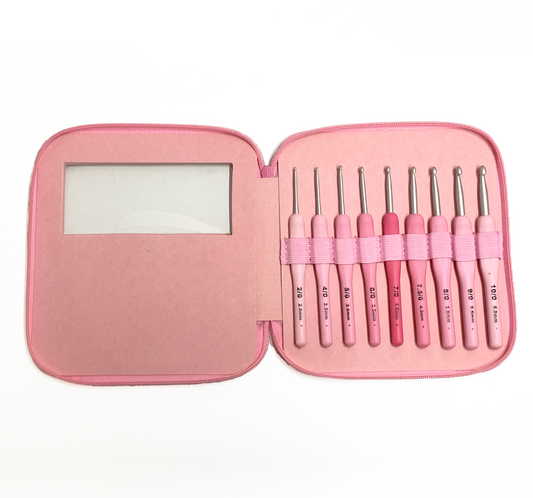 Set de agujas ergonómicas. Con estuche.