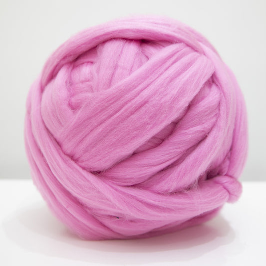 Lana de Merino. Rosado Fuerte.